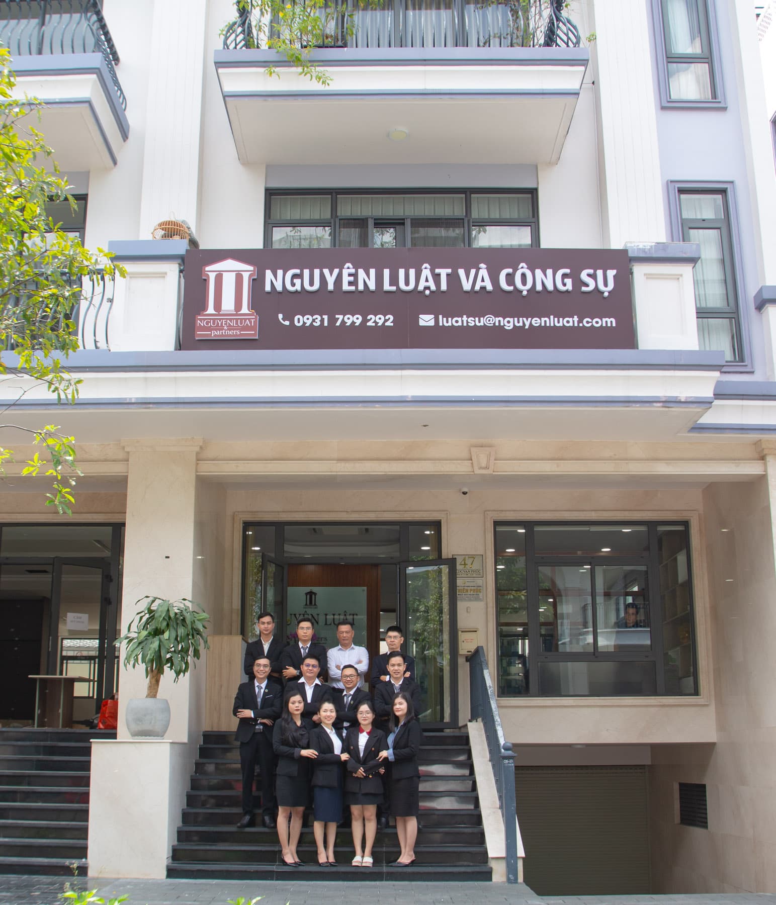 Đội ngũ luật sư chuyên nghiệp